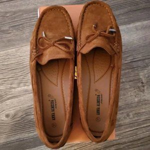 New in box. Anna Almeida brown loafers. Women’s size 10